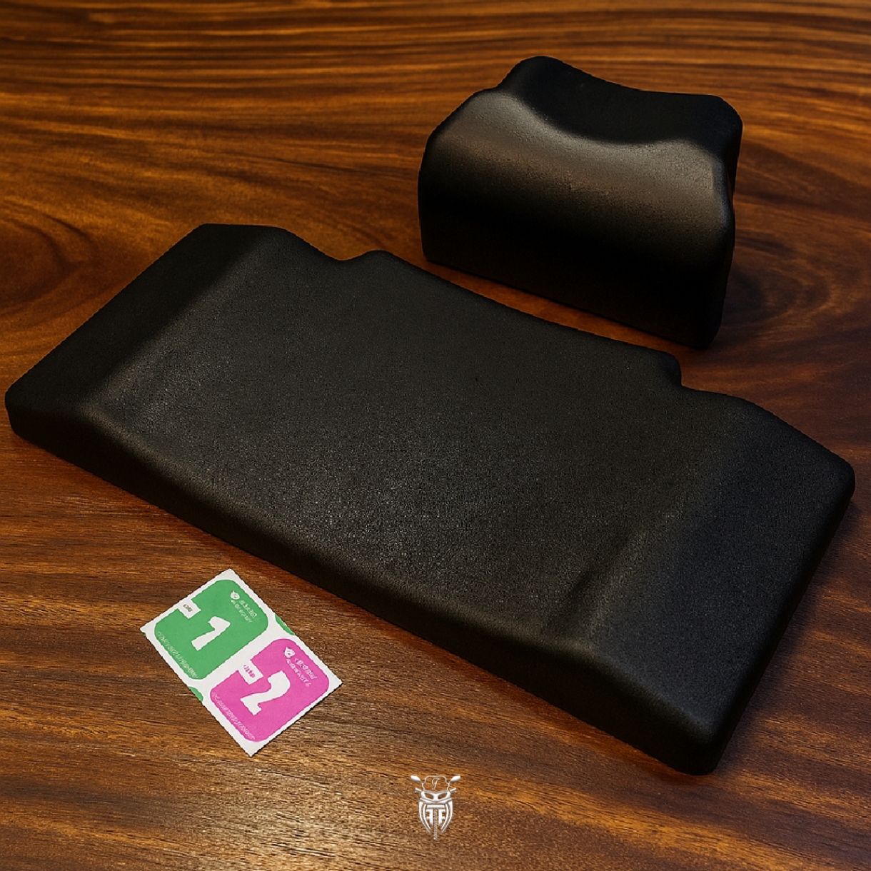 تصویر از تکیه گاه باکس وسط