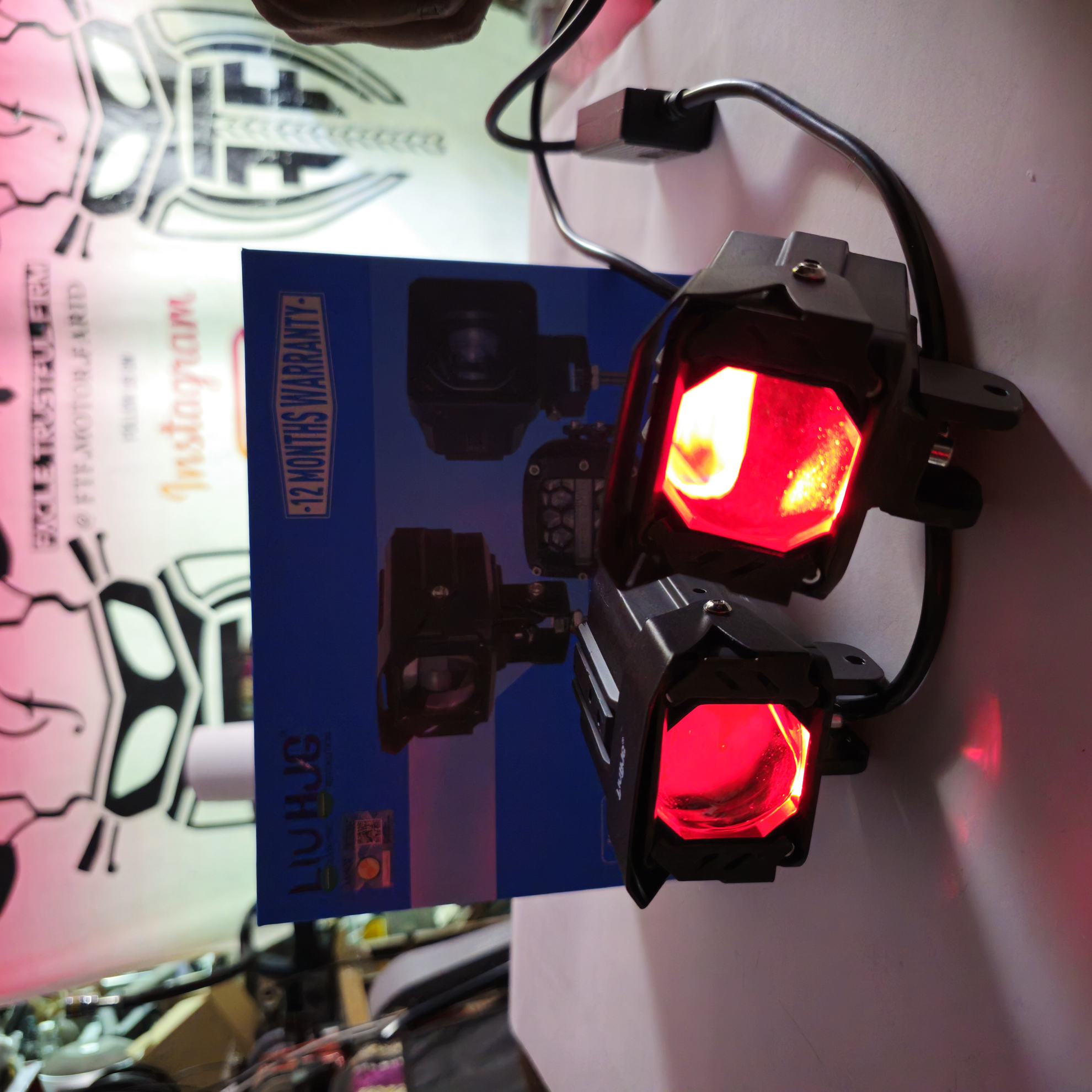 تصویر از پروژکتور تک لنز حفاظ دار 80 وات