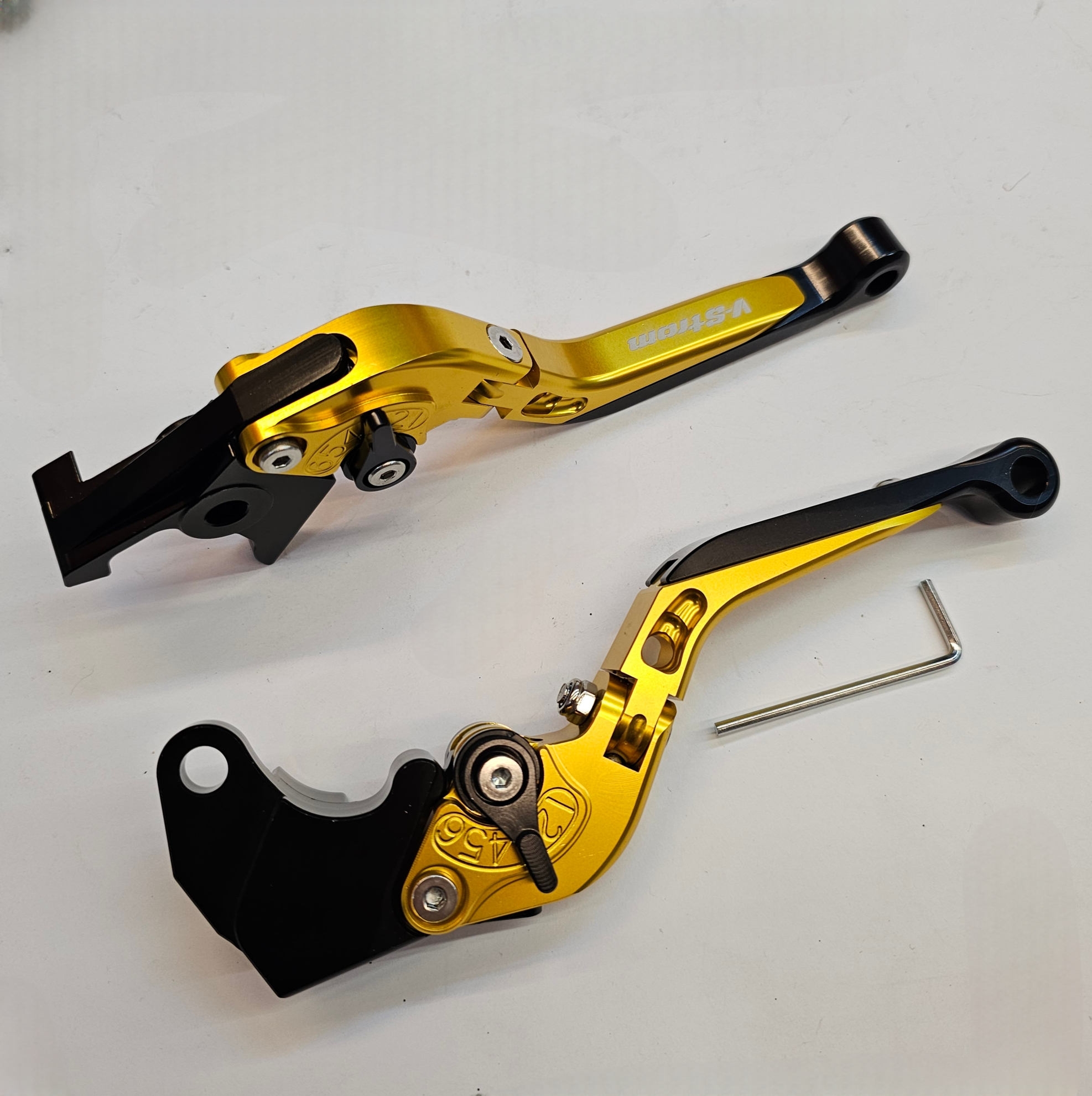 تصویر از کتی کلاچ و ترمز V-STROM زرد