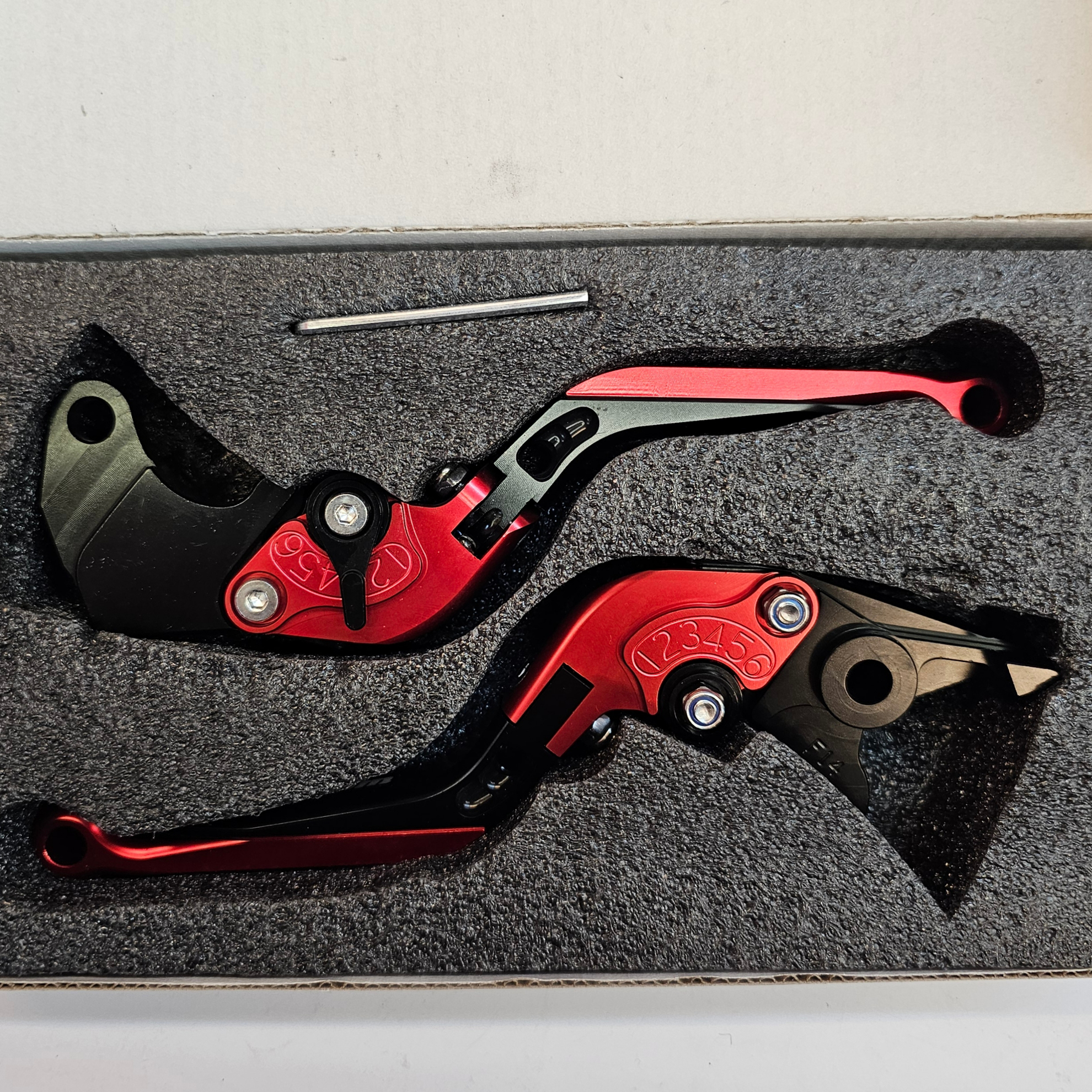 تصویر از کتی کلاچ و ترمز V-STROM قرمز