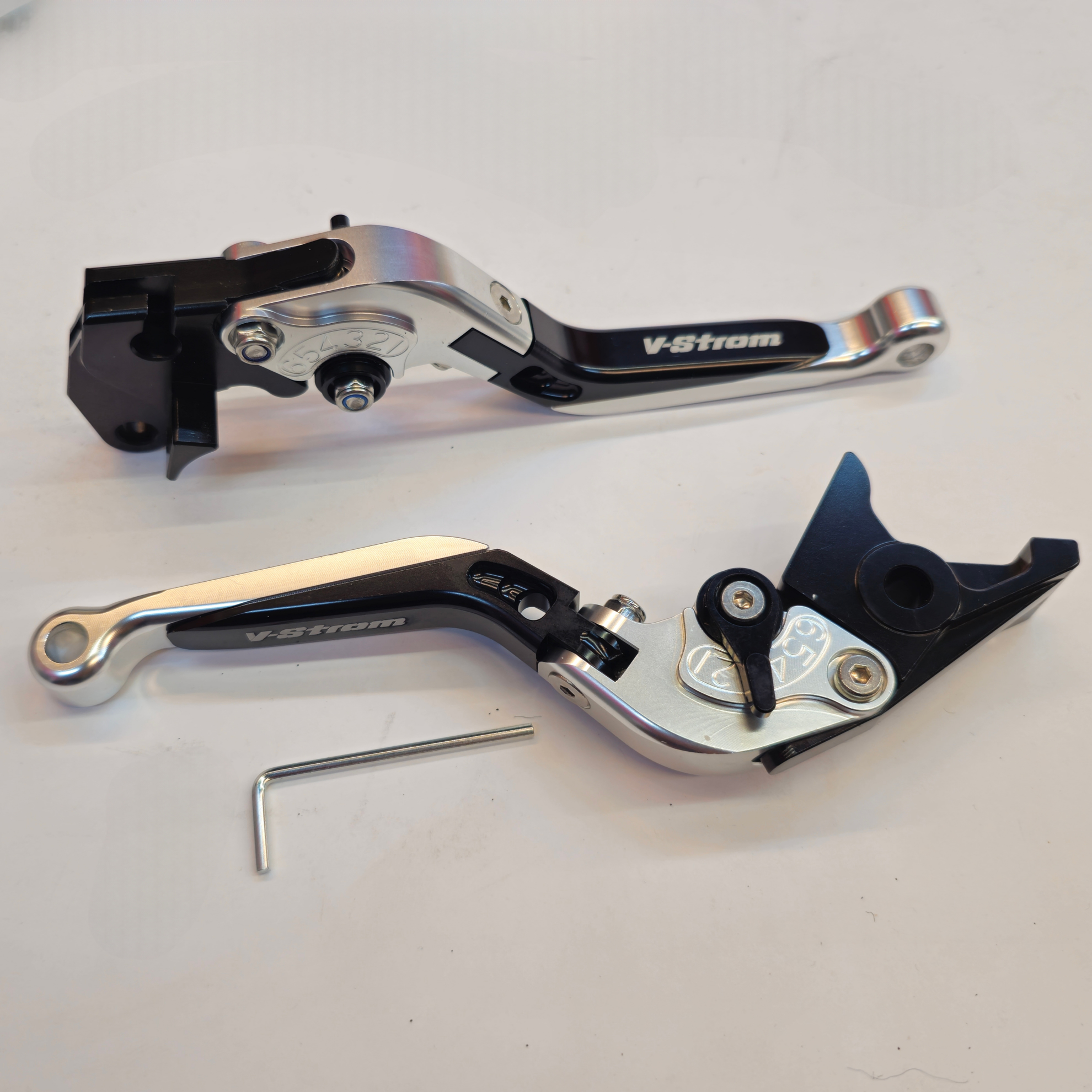 تصویر از کتی کلاچ و ترمز V-STROM مشکی