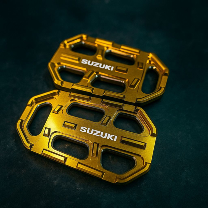 تصویر از جاپایی پهن سرنشین جلو V-STROM زرد