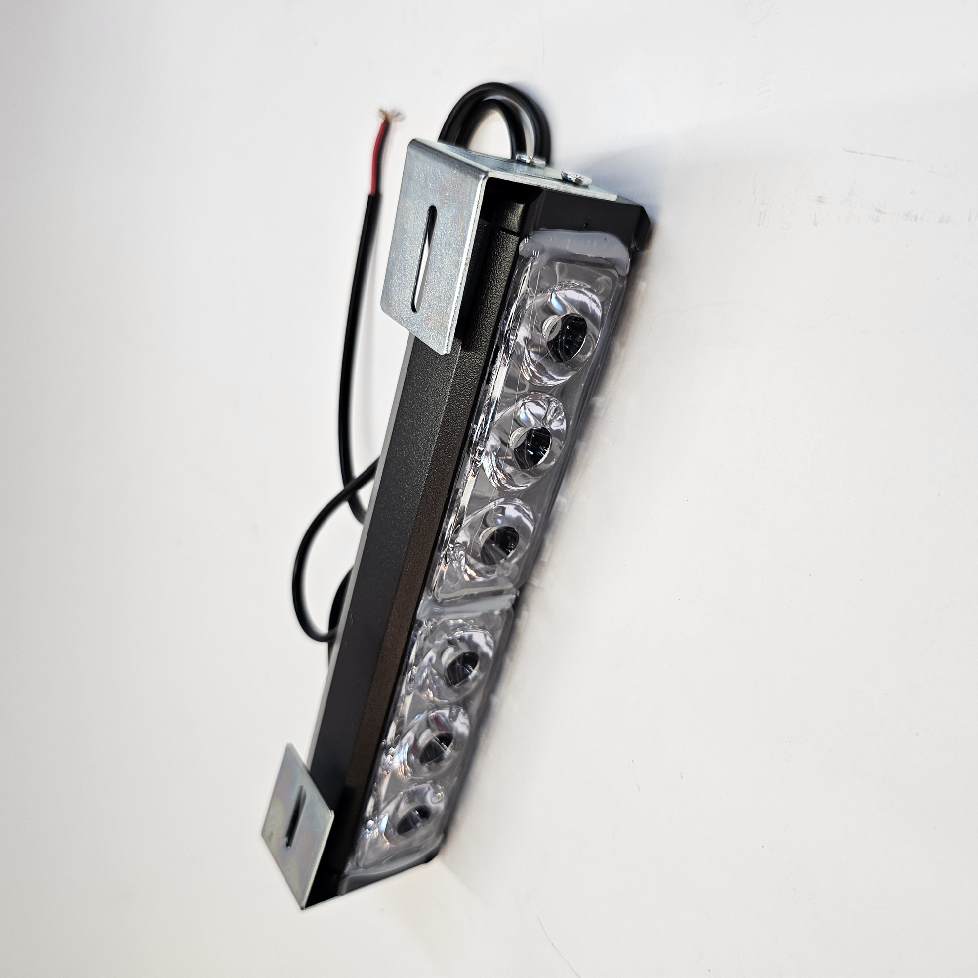 تصویر از چراغ فدرالی خطی - تکی (قرمز -آبی)