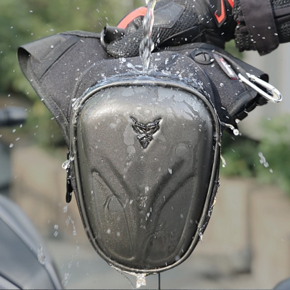 تصویر از کیف بغل پا - موتوسنتریک