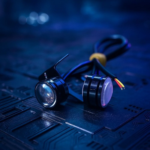 تصویر از چراغ فلشر عدسی پایه مشکی